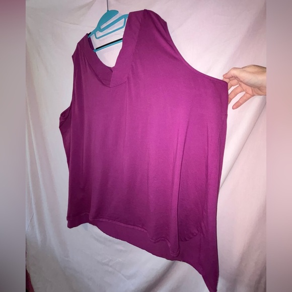 Roaman's Pink Sleeveless Top with Scoop Neck - Picture 3 of 10